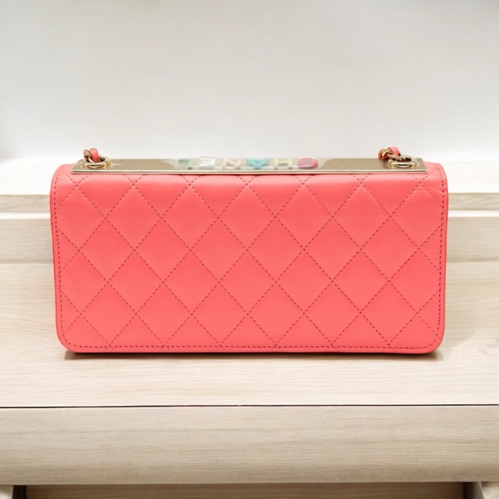 Chanel Wide Trendy CC Wallet on Chain Hot Pink Lambskin Leather RARE Rainbow! - Picture 3 of 16